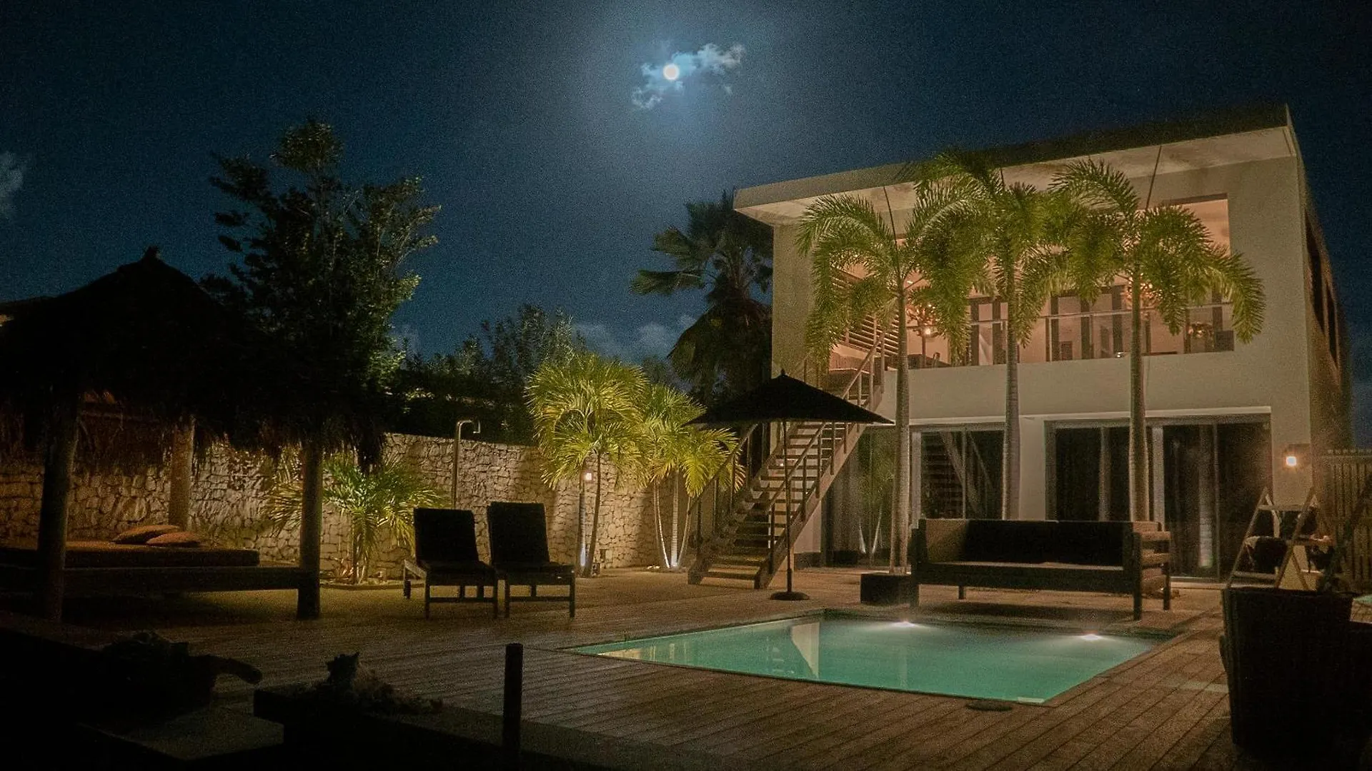 Oceanfront Villa With Acces Caribbean Sea Κράλεντικ